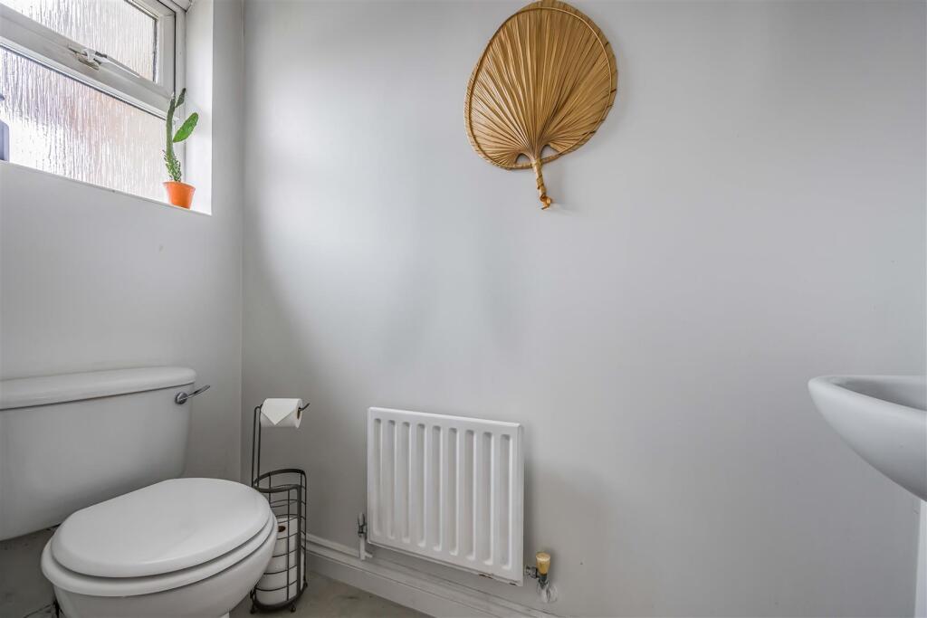 St. Ebbes Cottage, Victoria Road, Hayling Island-S