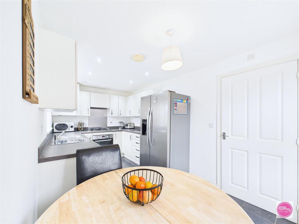 Oakway Drive, Woodville (10).jpg