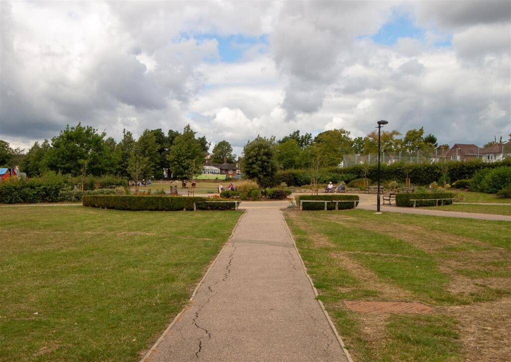 151 Lower Church - park-4.jpg