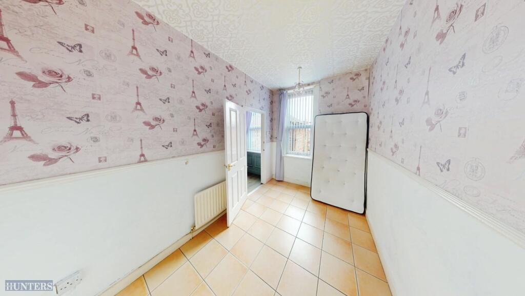 Bedroom / Dining Room