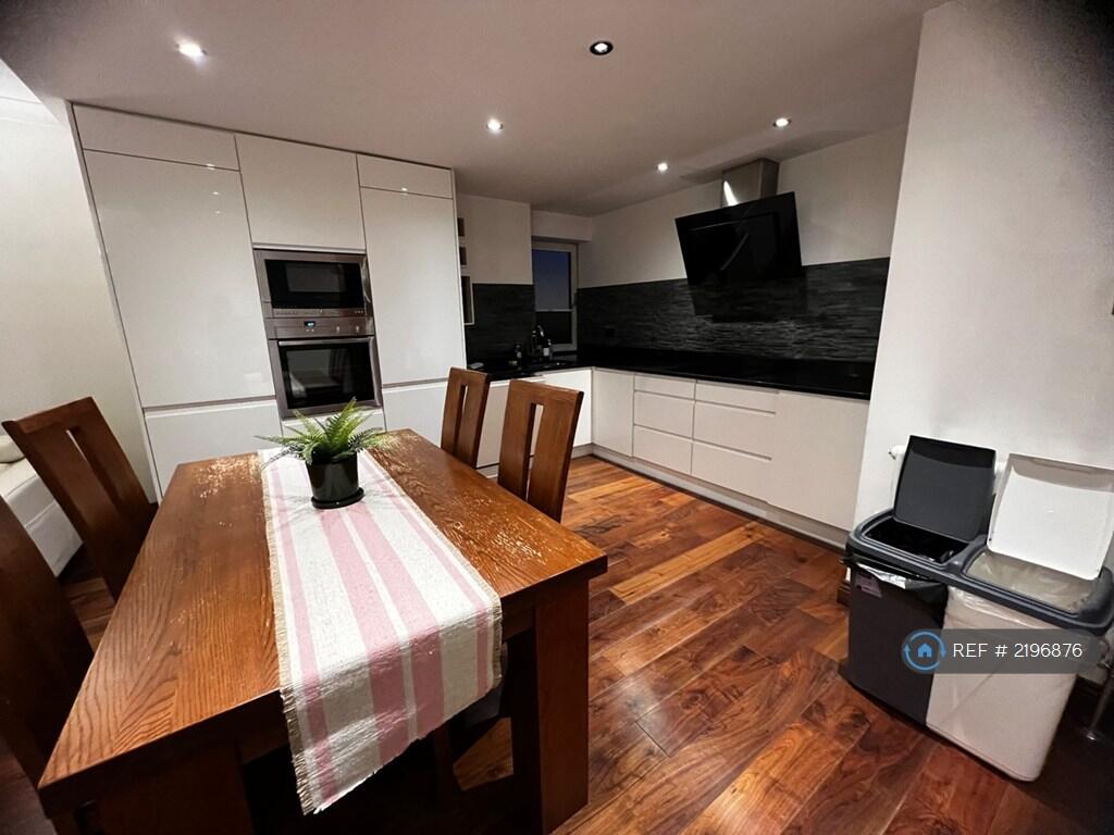 Kitchen With Neff Appliances