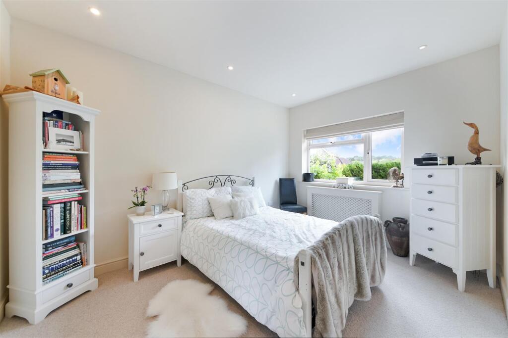 KINGSWOOD ROAD (13).jpg