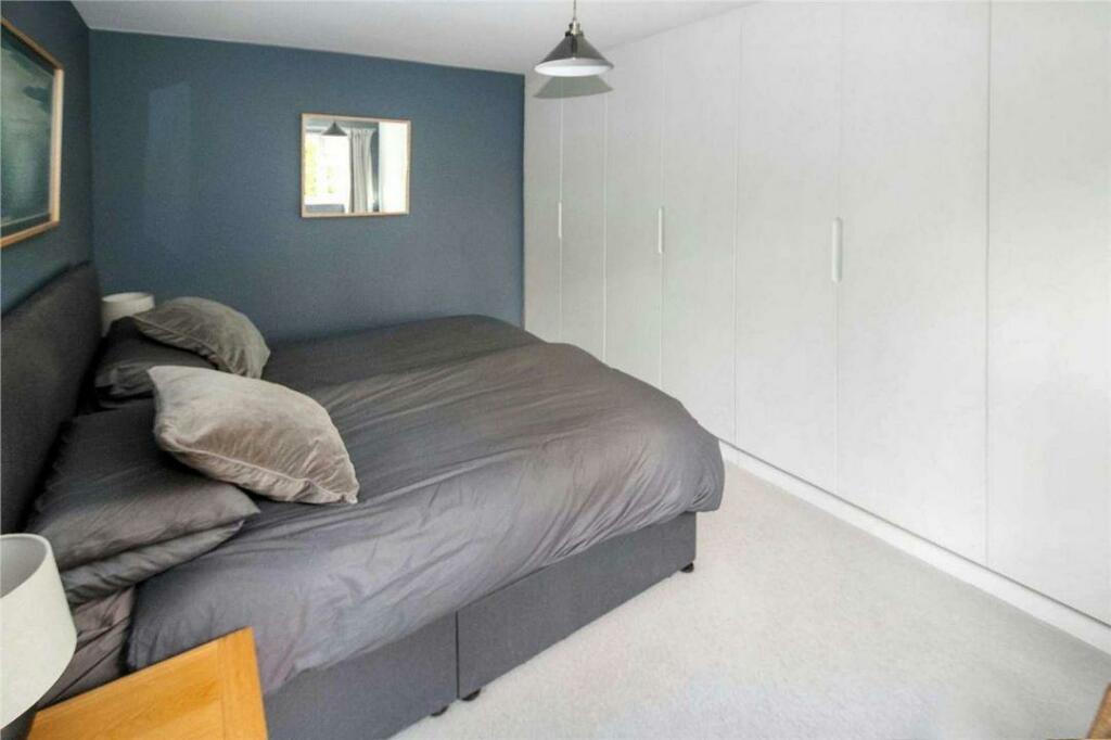 Bedroom 1 Aspect 2