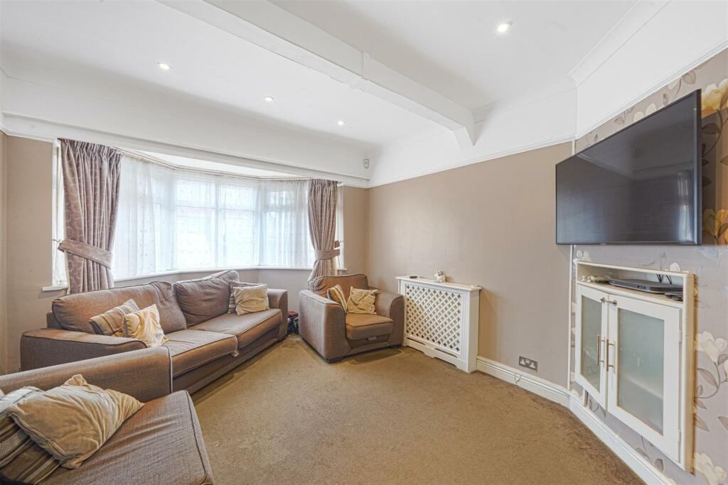 16 Burgess Avenue - kRDZwPnlVTuqpGHSQmGM.jpg