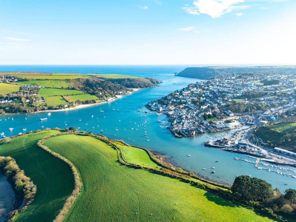 Salcombe town