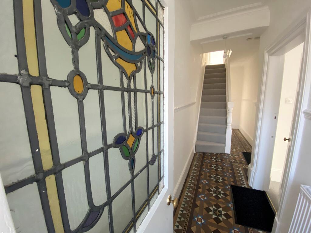 R Entrance Hall-min.jpg