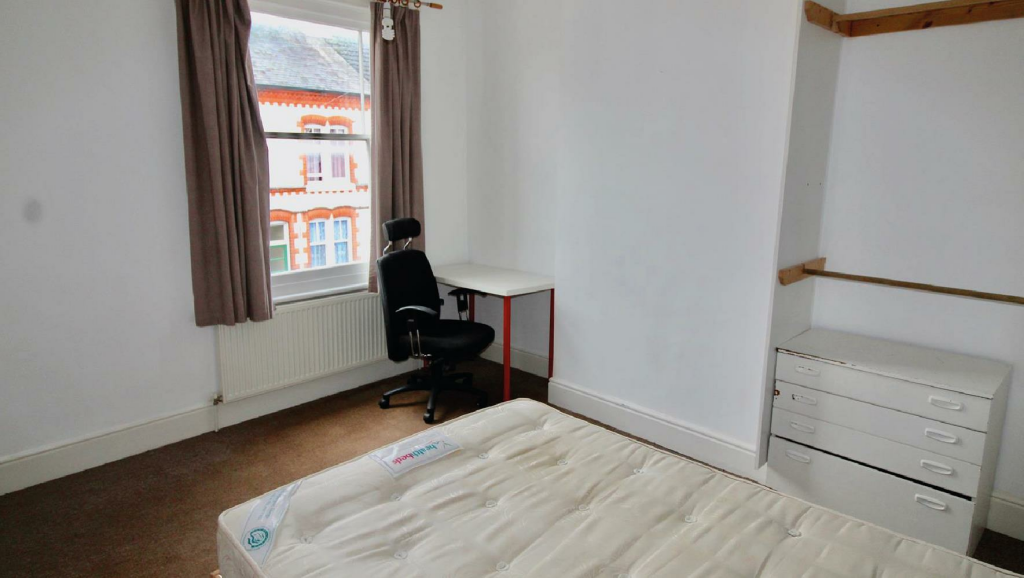 134 LORNE ROAD-03.png