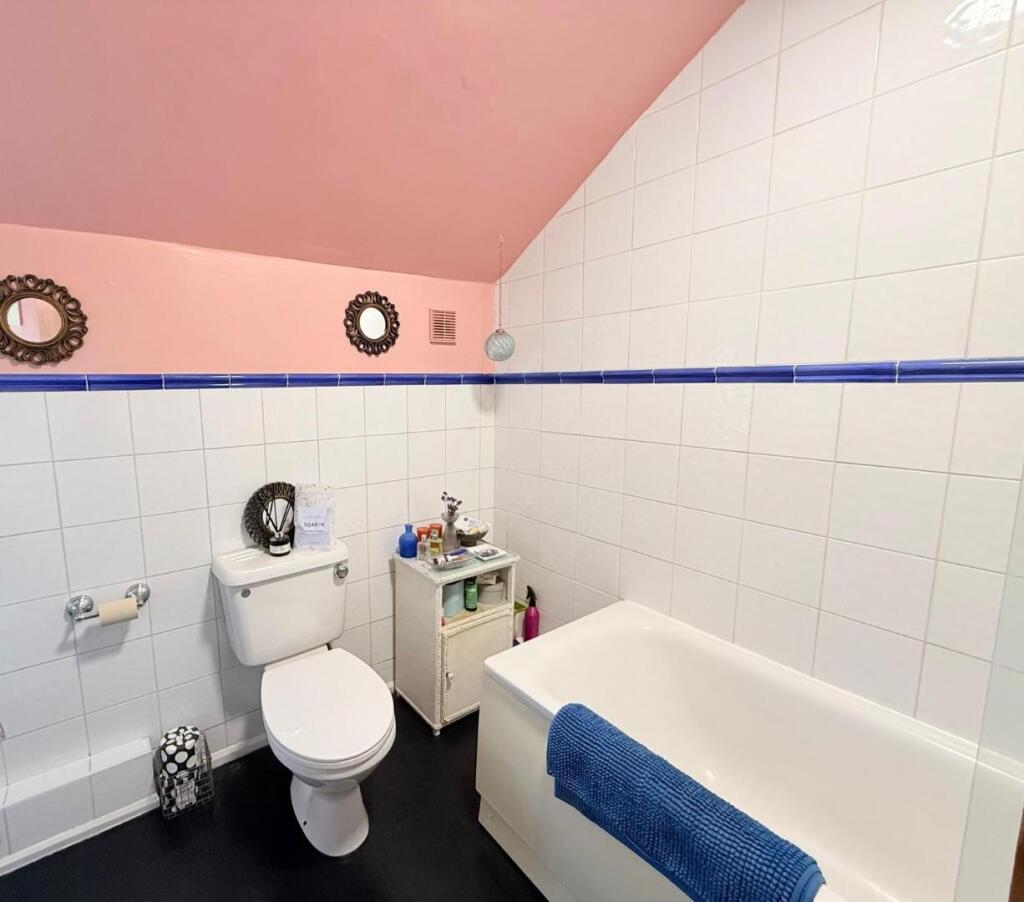 Bathroom.jpeg