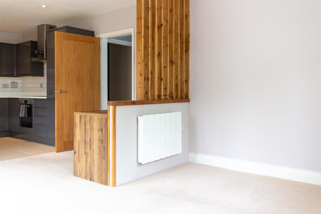 4 Ansty Cross - living room-2.jpg