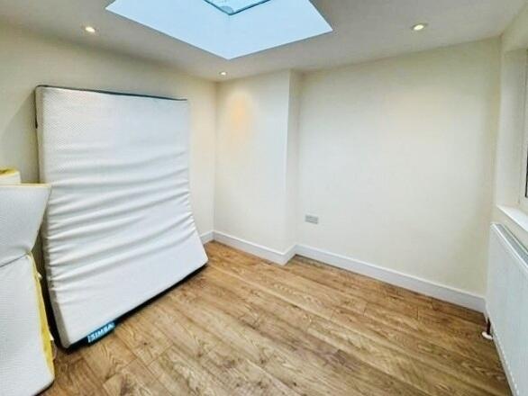 pbox-bedroom-343457.jpg