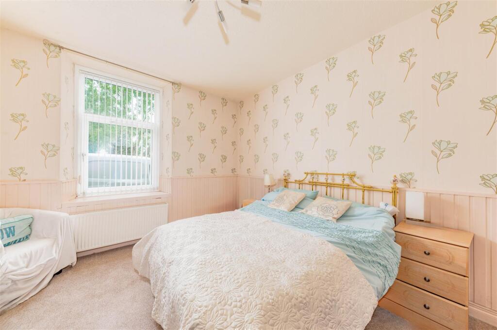 20 Caldrum Street Dundee-2.JPG