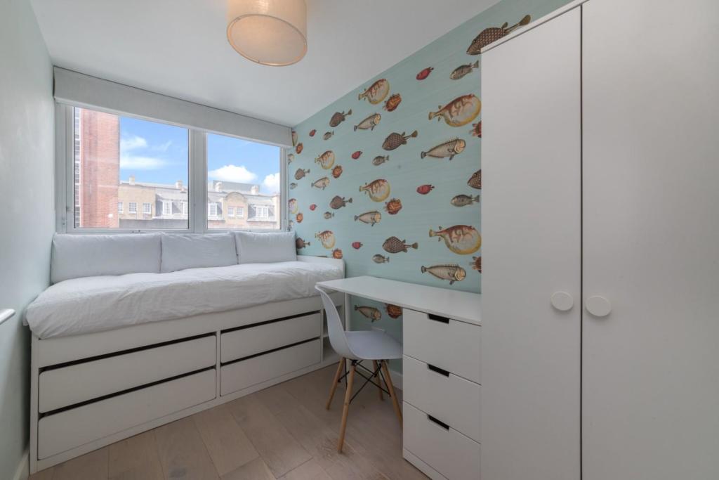 BEDROOM 3.jpg