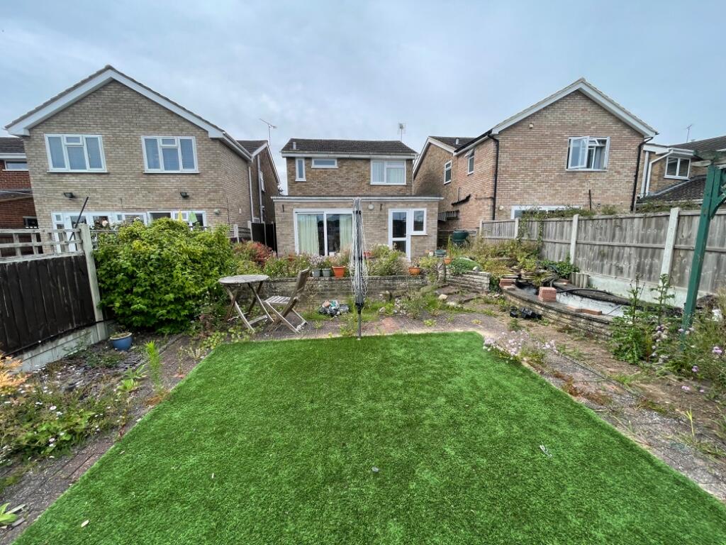 ARTIFICIAL LAWN