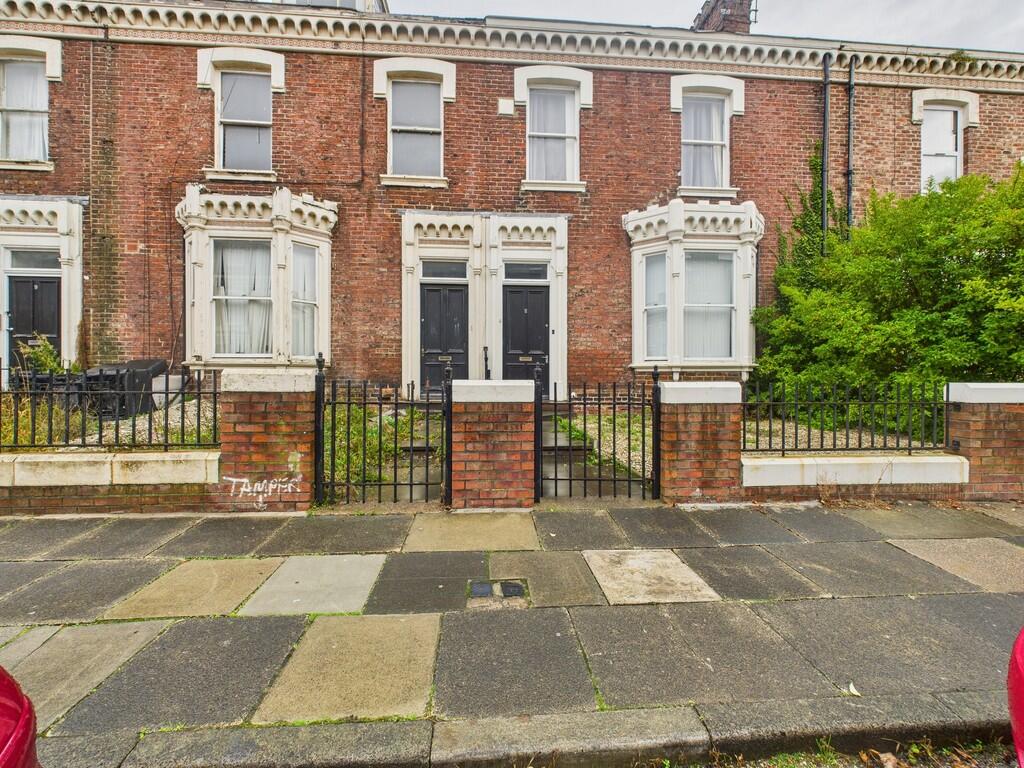 CAM01835G0-PR0314...