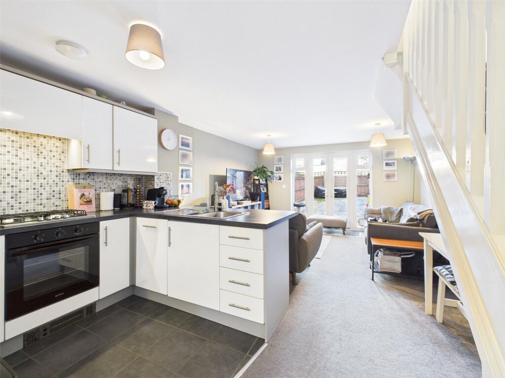 Kitchen/Living Area