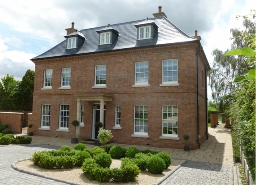 Willow House Front 2.JPG