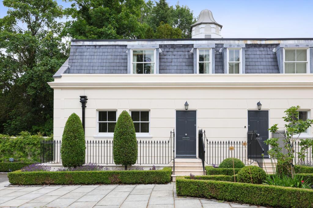 Broomhill Court, Esher Close, Esher, KT10