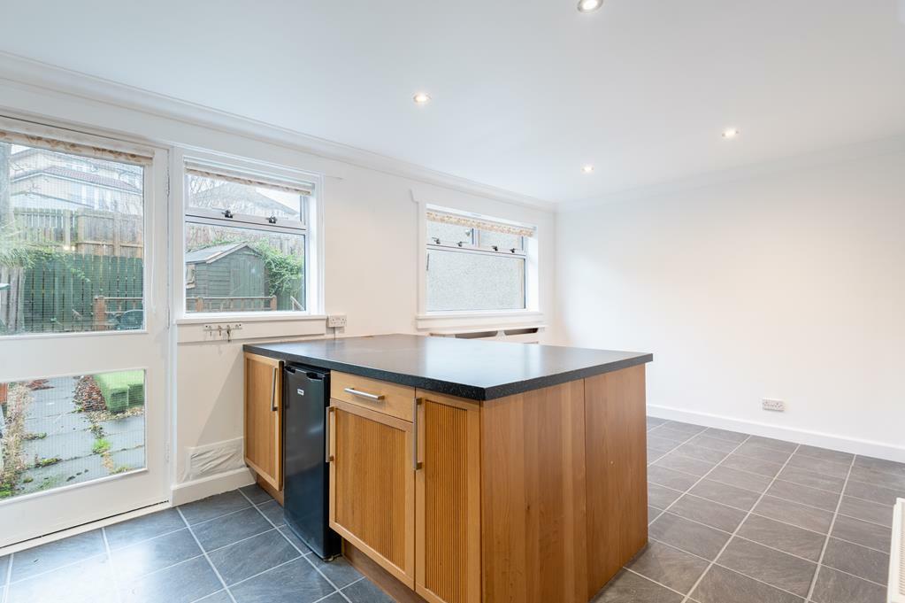 KITCHEN TO DINING