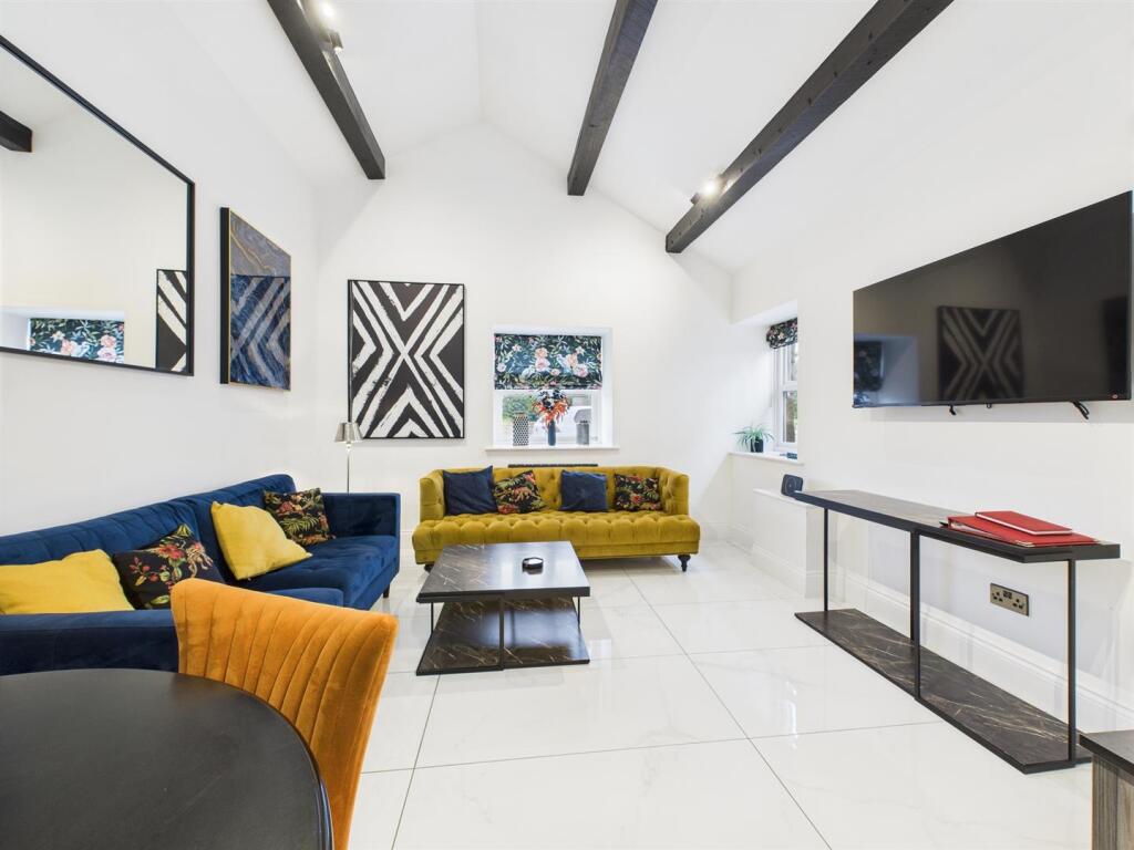 Open Plan/Lounge/Kitchen