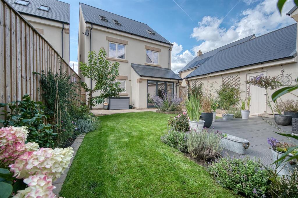 Rear of the home  .jpg