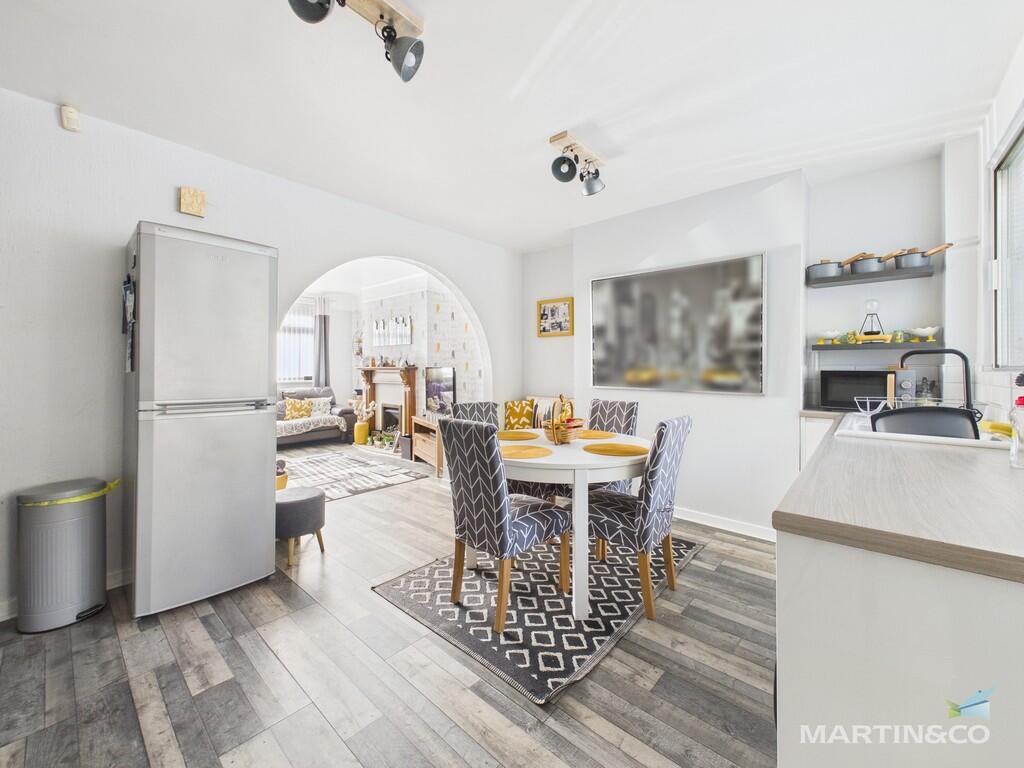 CAM03111G0-PR0381...