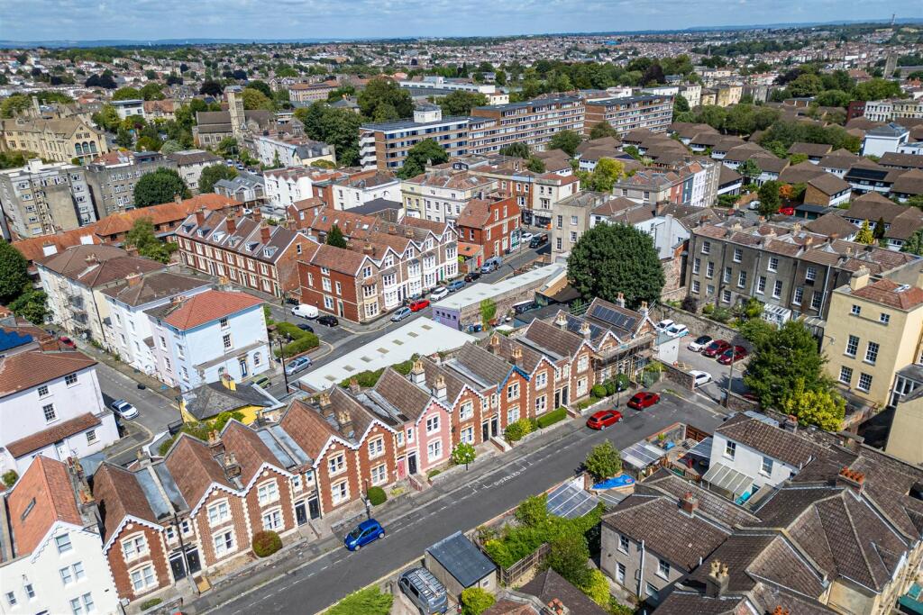 4 Osborne Villas, Kingsdown, Bristol BS2 8BP | Fre
