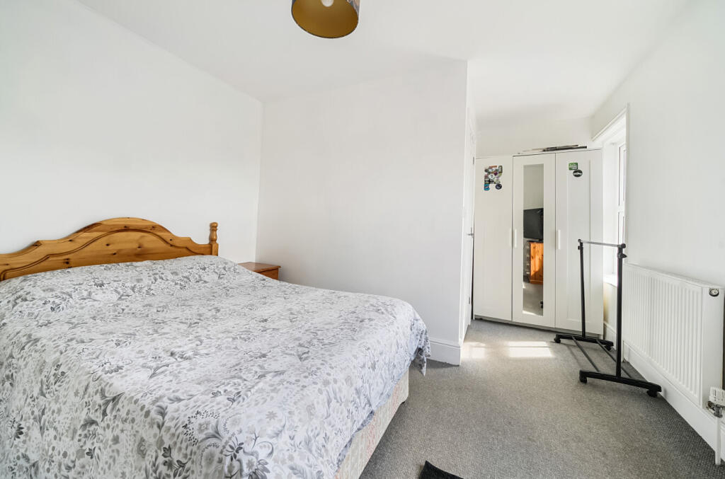 1315448-12-685aea...