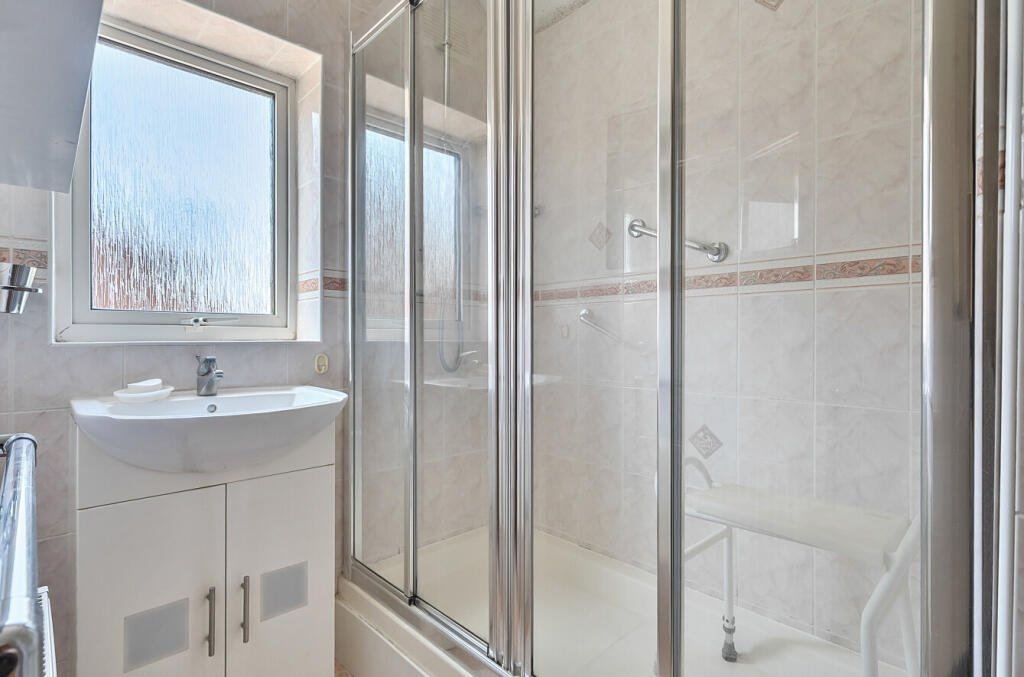 1309140-8-684c1f8...