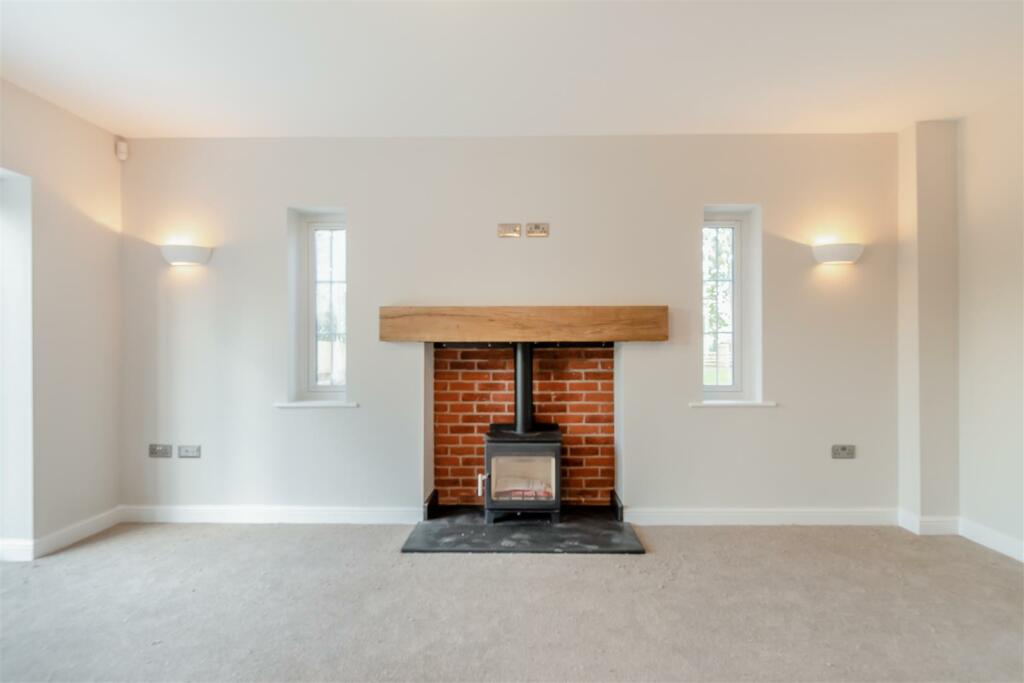 8575703-interior15.jpg