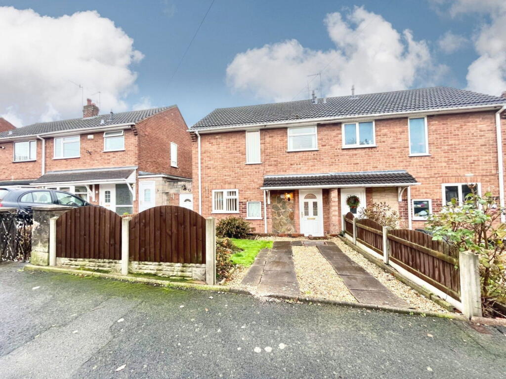 Lawnsdown Road, Quarry Bank, Brierley Hill, DY5 2EW