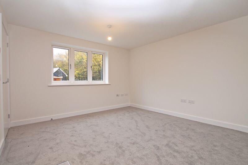 Open Planned Living Area (4)