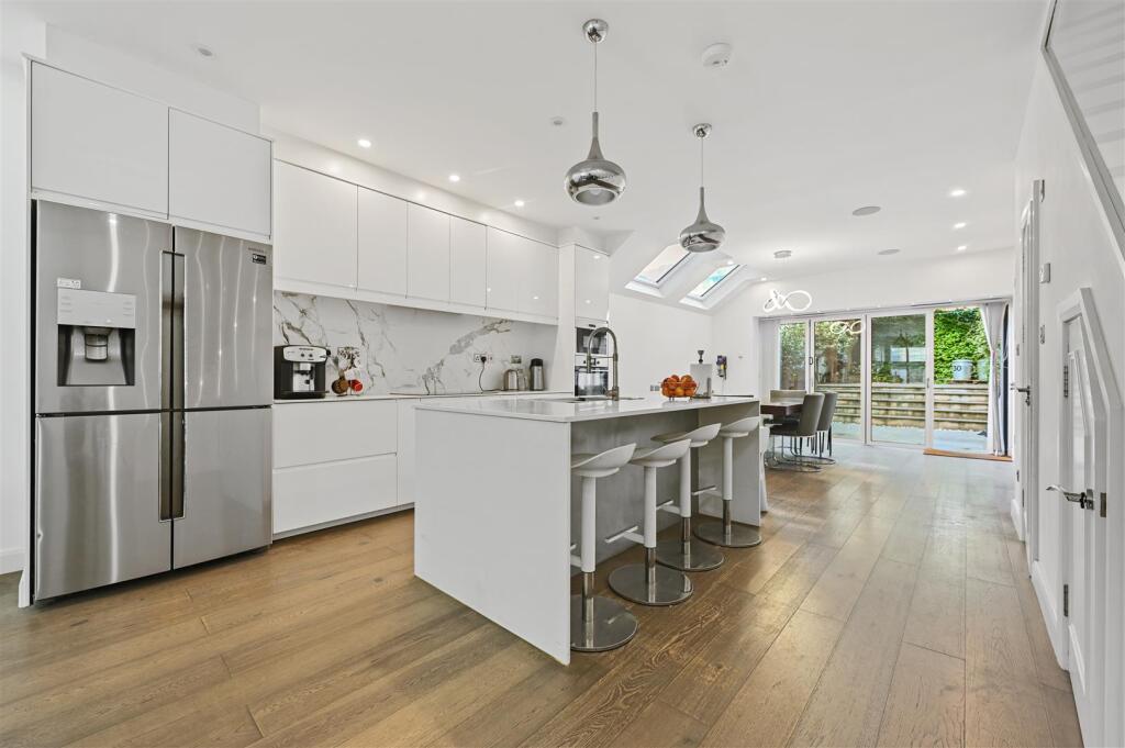 Lena Gardens - KitchenA3