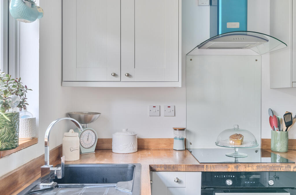 13061851684af33fdfbf3