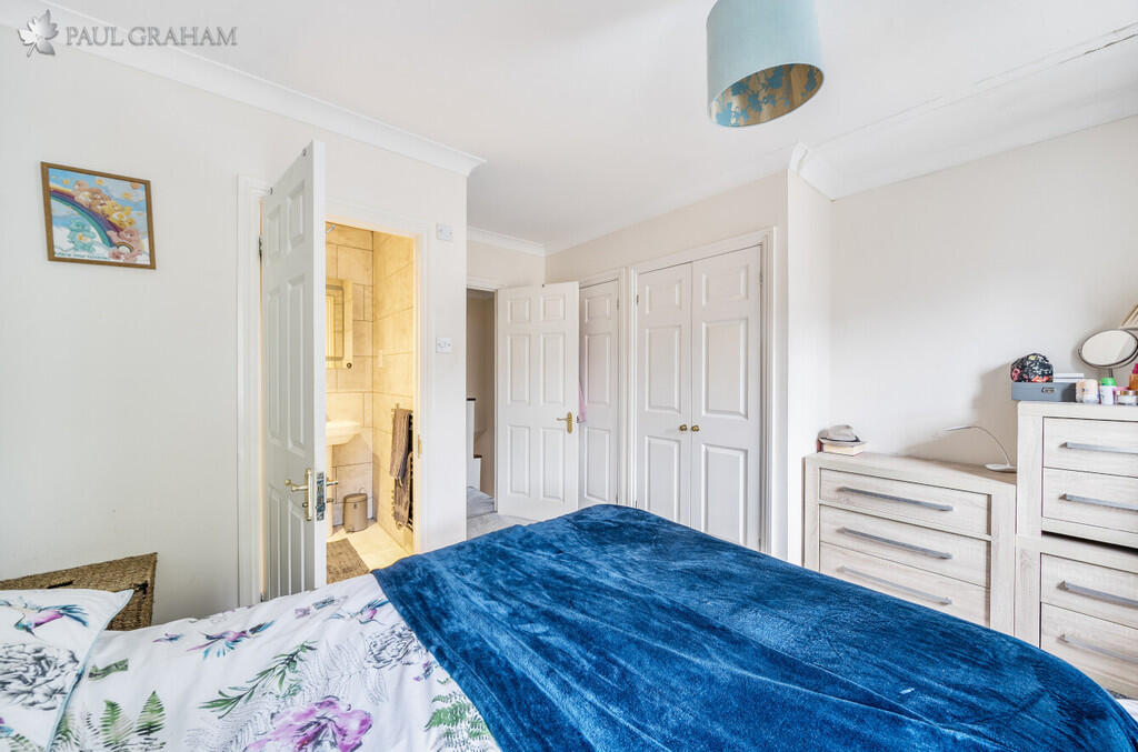 4130b294-3a27-453...