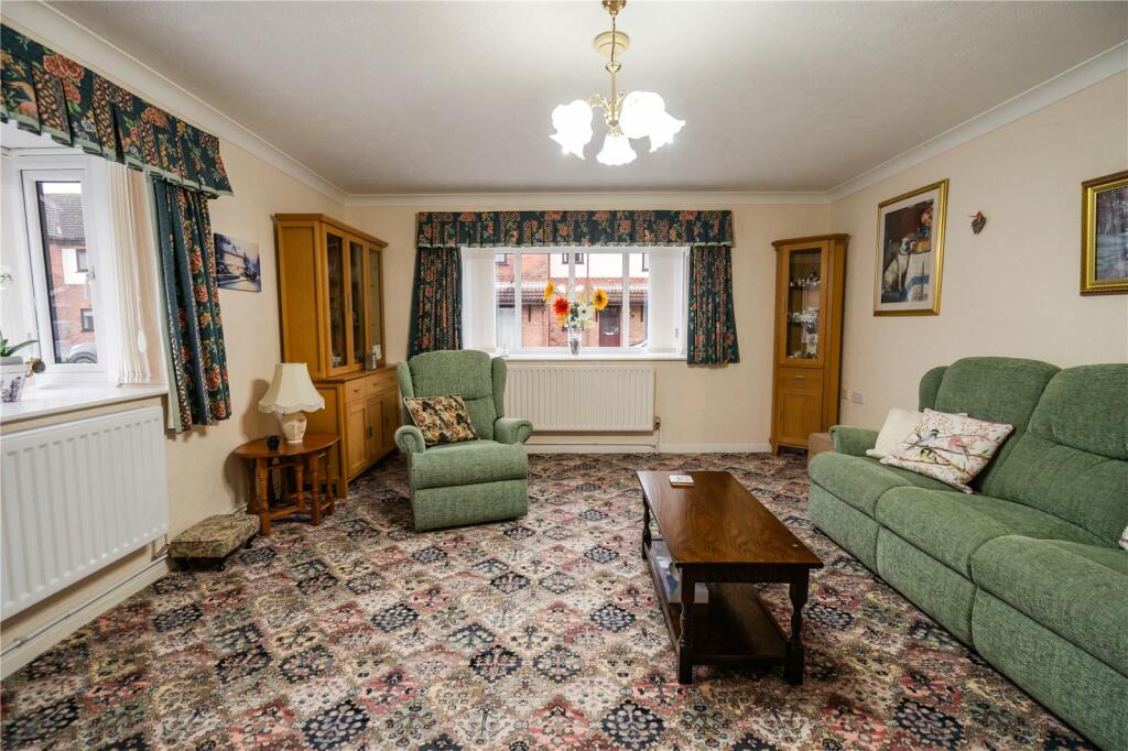 Living Room (3)