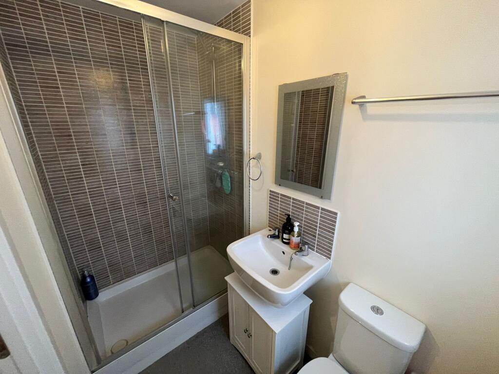 En-suite Bathroom