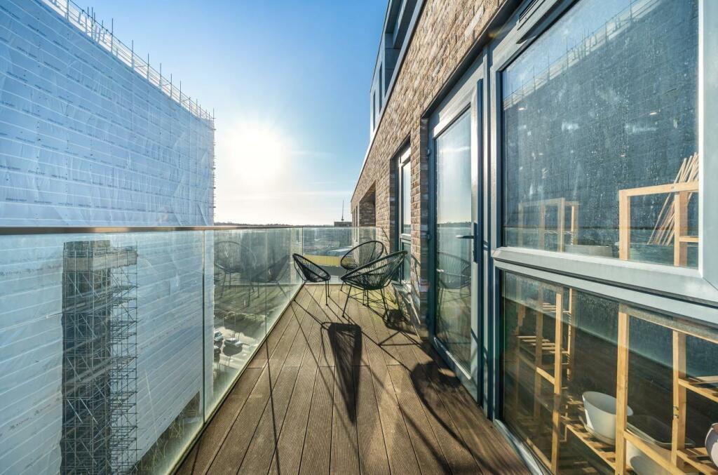 65a65dbf4f3b5-l-1074041 (10).jpg