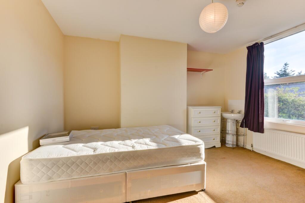 BED 4