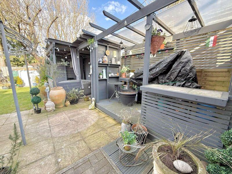 Outdoor Kitchen