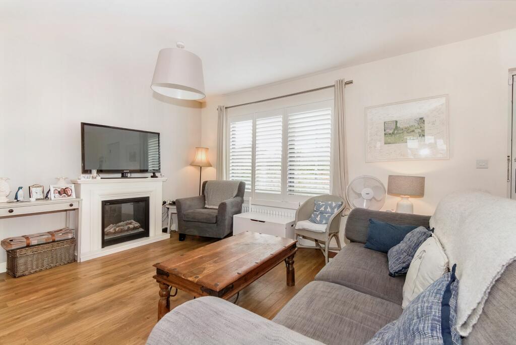 Openplan kitchen living room