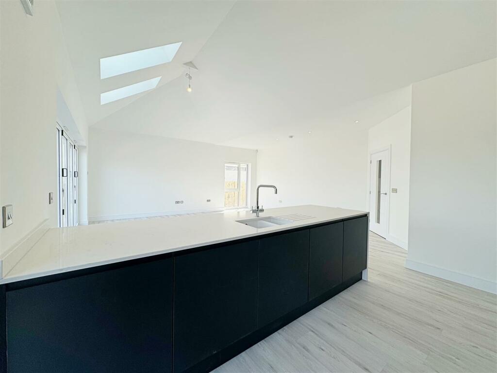 Living/Dine/Kitchen