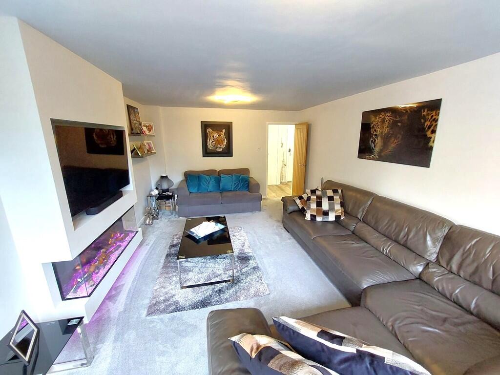 Lounge 1