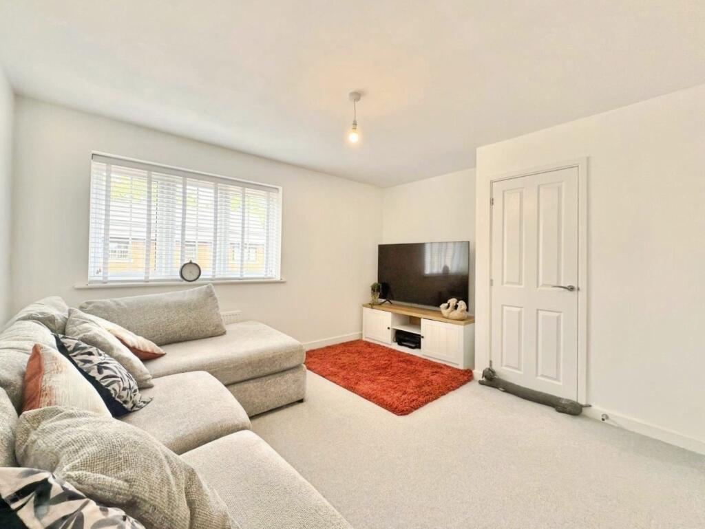 pbox-living_room-331070.jpeg