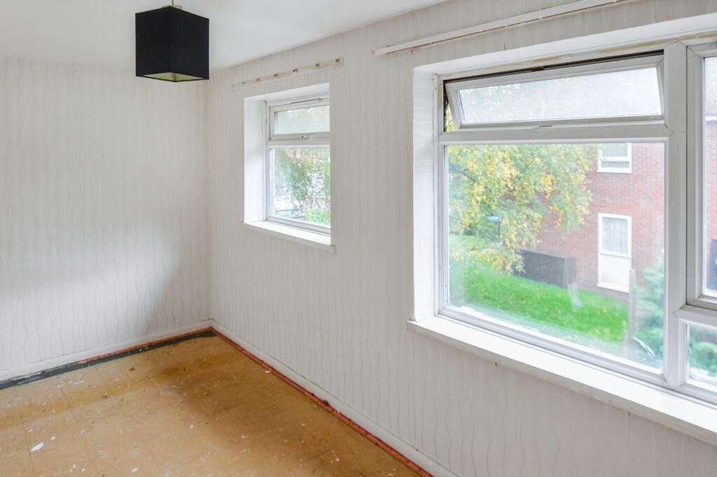 16 Oakey Close, Longford, Coventry, CV6 6JD
