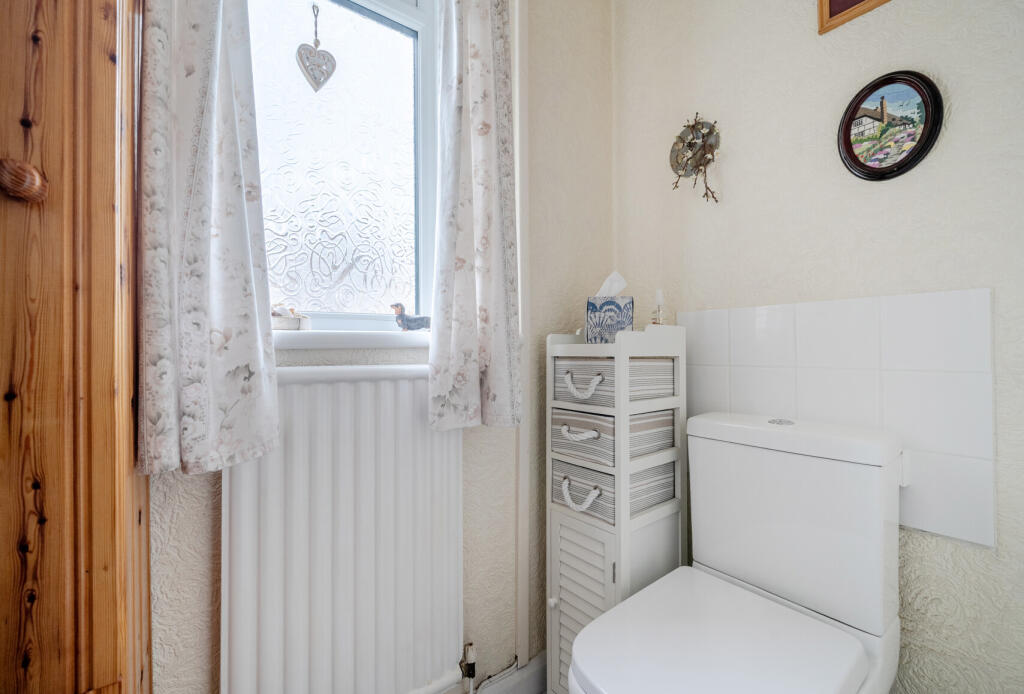 1375017-13-690ca1...