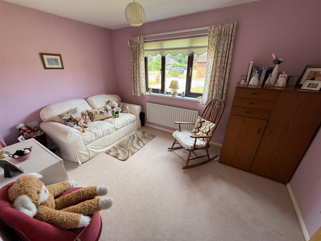 BC9 Bed2.jpg