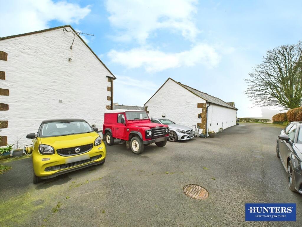 Parking/Driveway