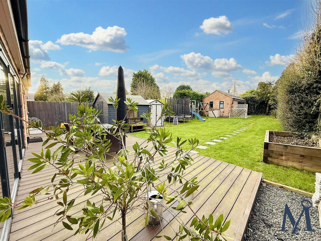 Large Rear Garden