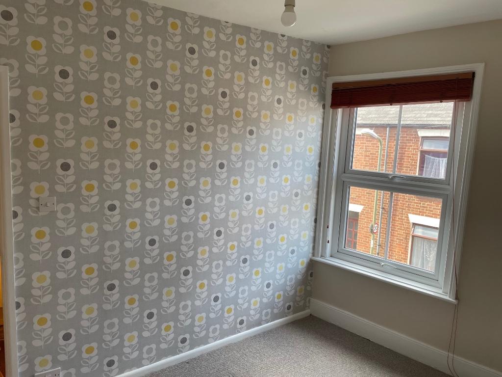 Bedroom 1 Pic 2