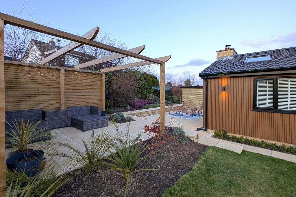 PXL_20250225_173419820